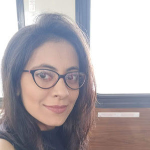 Meet your Posher, Halima